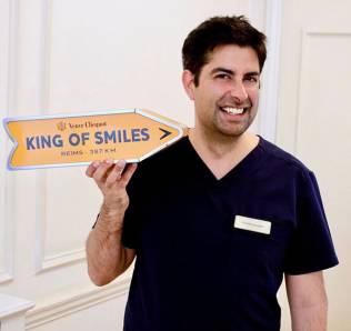 Dr Richard, King of Smiles